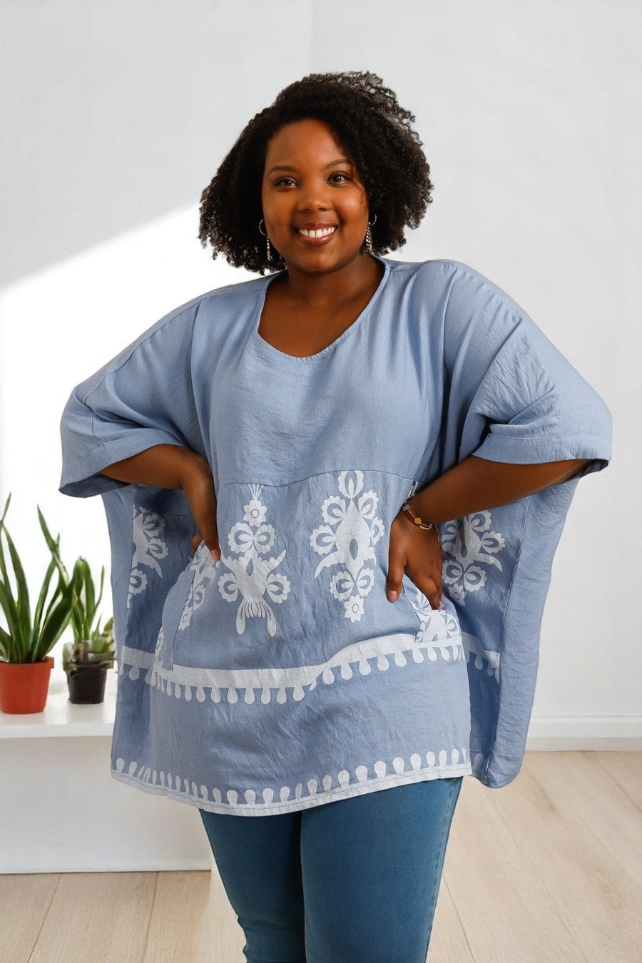 flotte poncho bluser i 3 farver fra little italy.