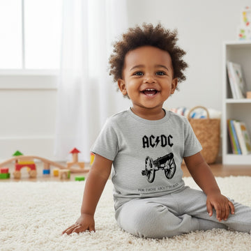 lysegrå t-shirts fra ACDC str 110/116