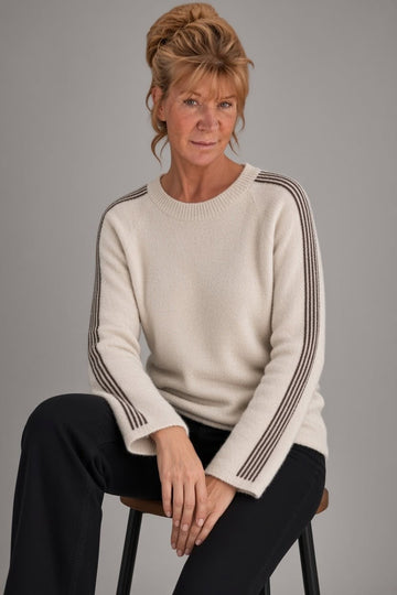 lækker blød beige strik trøje