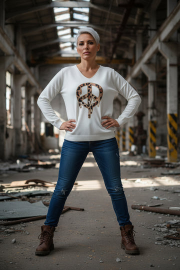 flot råhvid peace bluse fra little italy.